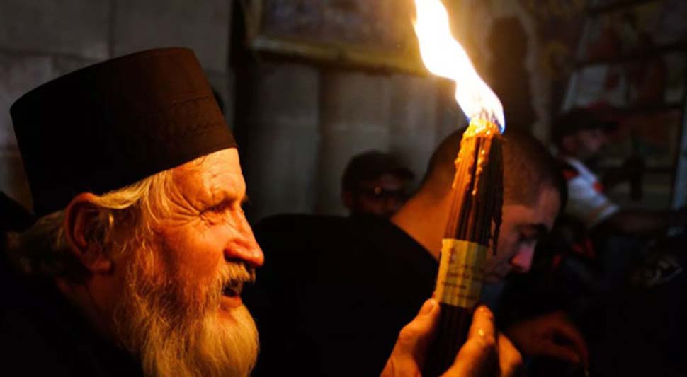 blagodatni oganj jerusalim.jpg